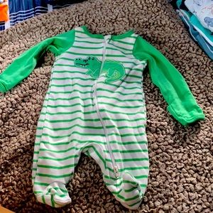 Green stripe pijama